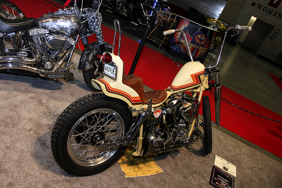 Retro FLH in the pro class at the 2019 Donnie Smith Bike and Car Show